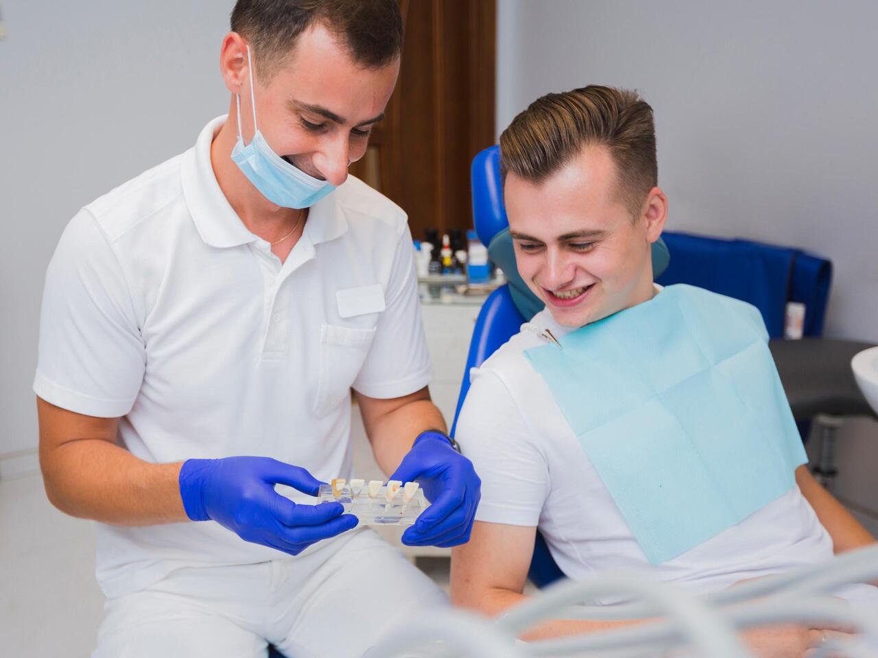 Tandarts met patient